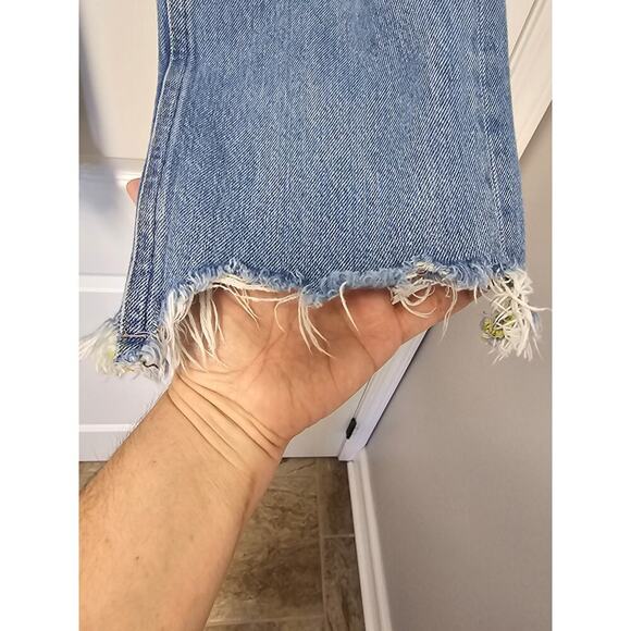 We The Free Straight Jeans Women's 28 Blue Button Fly Mid Rise Crop Distressed - Picture 5 of 5